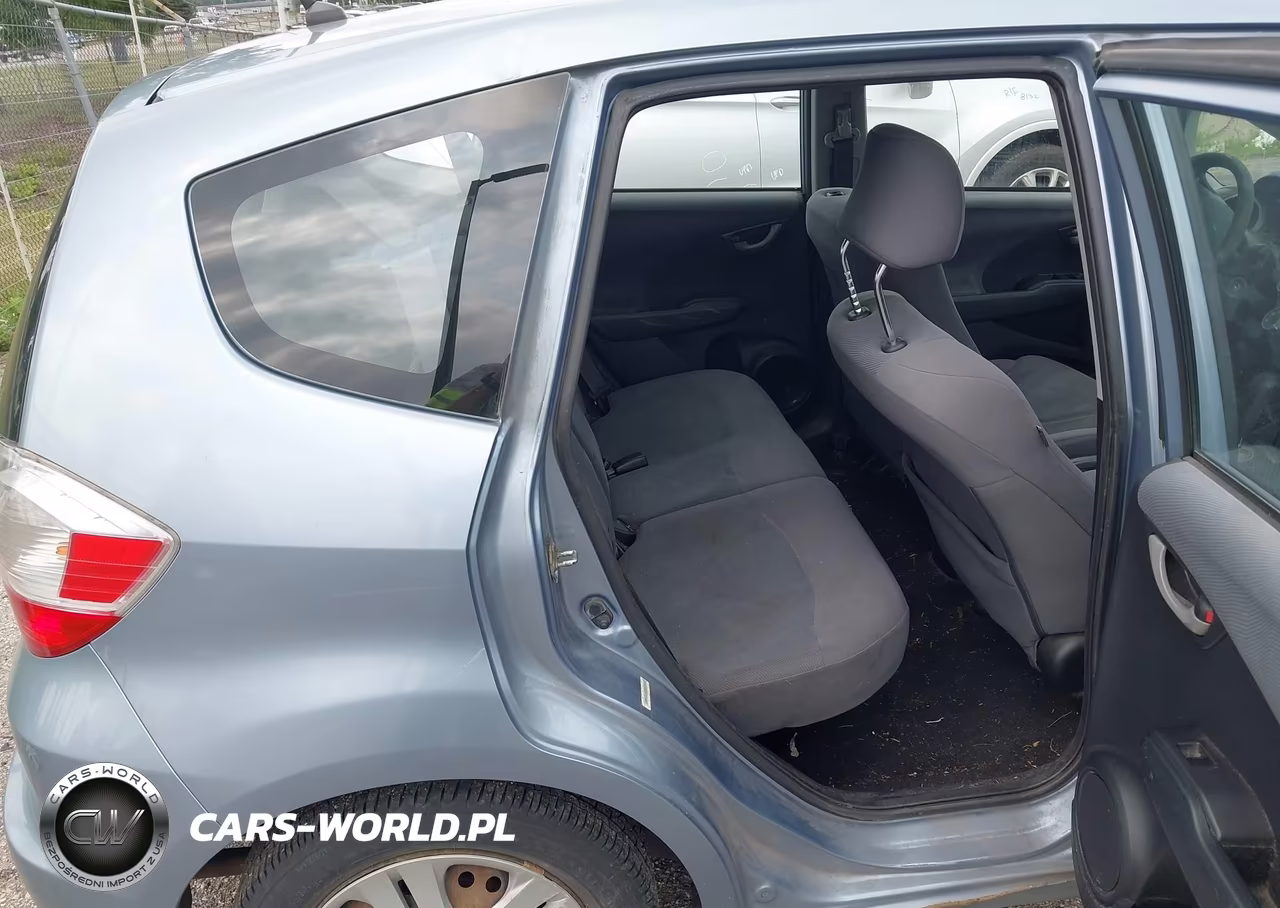 2011 Honda Fit VIN:JHMGE8H36BC023859 - 8