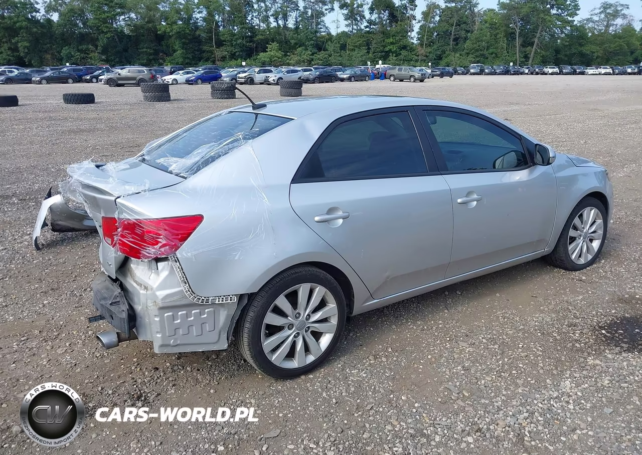 2011 Kia Forte Sx VIN:KNAFW4A33B5421870 - 4