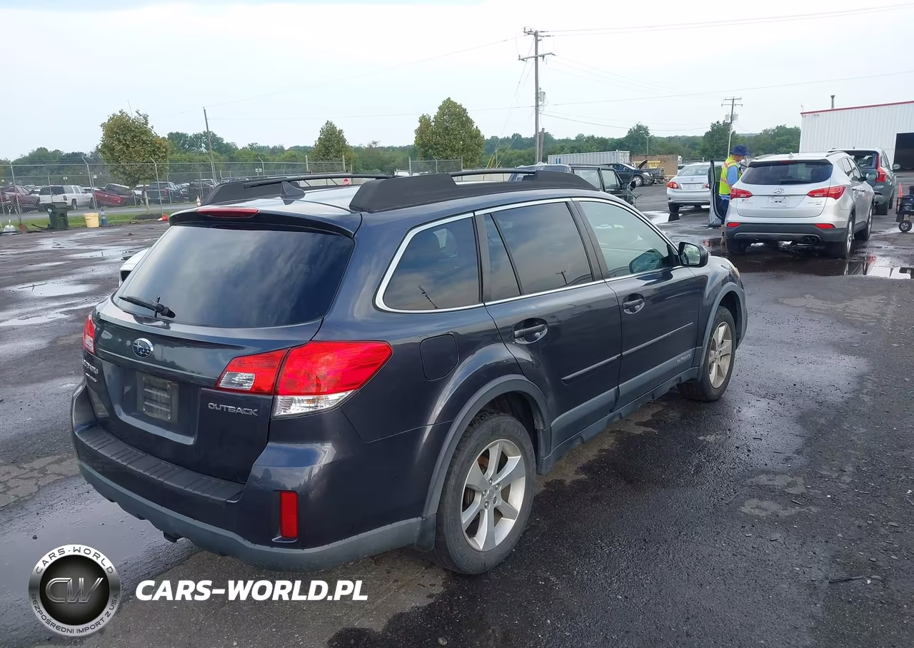2013 Subaru Outback 2.5I Limited VIN:4S4BRCKC1D3290076 - 4