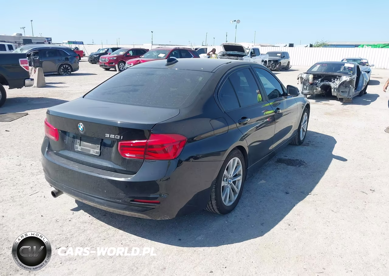 2017 BMW 320I VIN:WBA8E1G57HNU13833 - 4