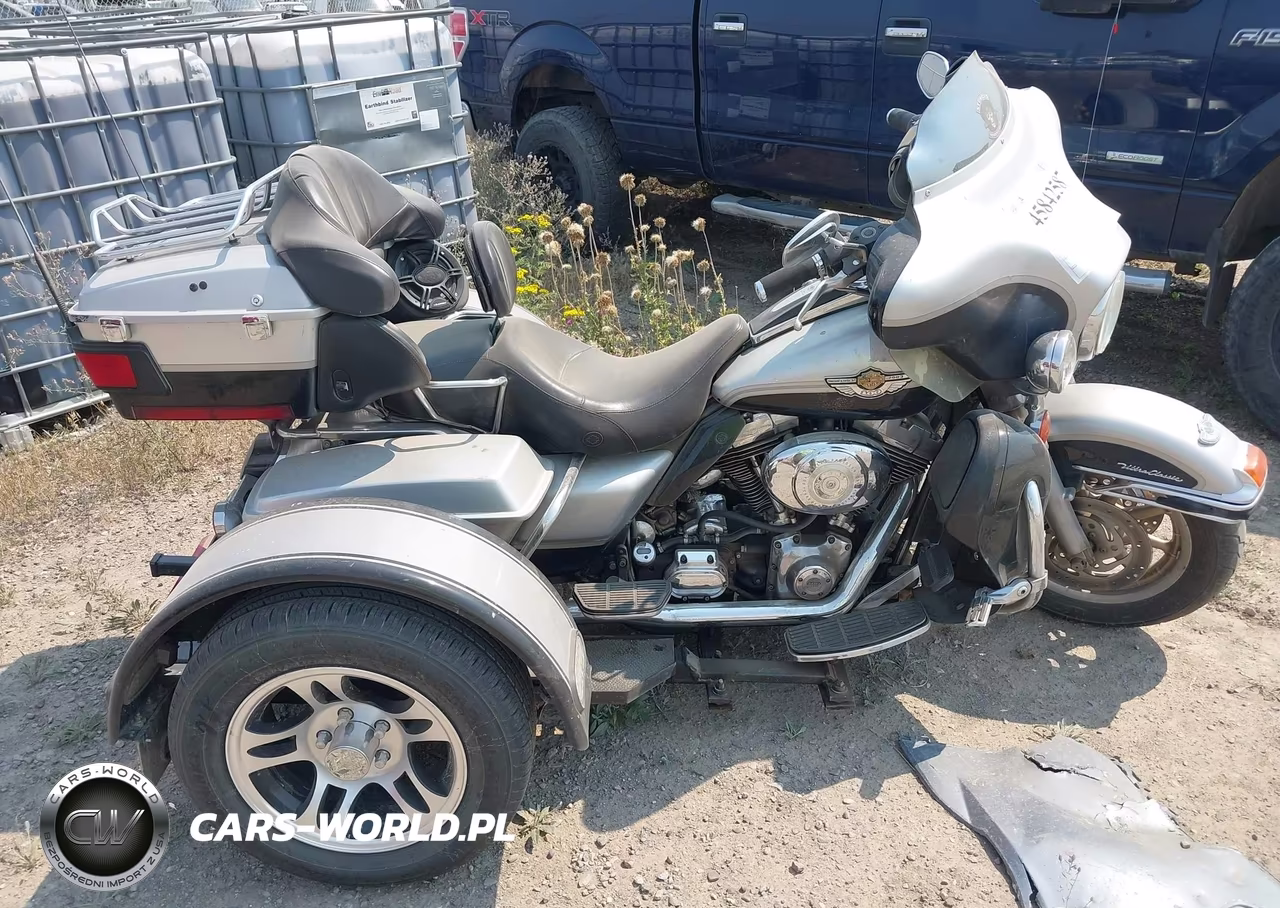 2003 Harley-Davidson Flhtcui Anniversary VIN:1HD1FCW433Y633935 - 11