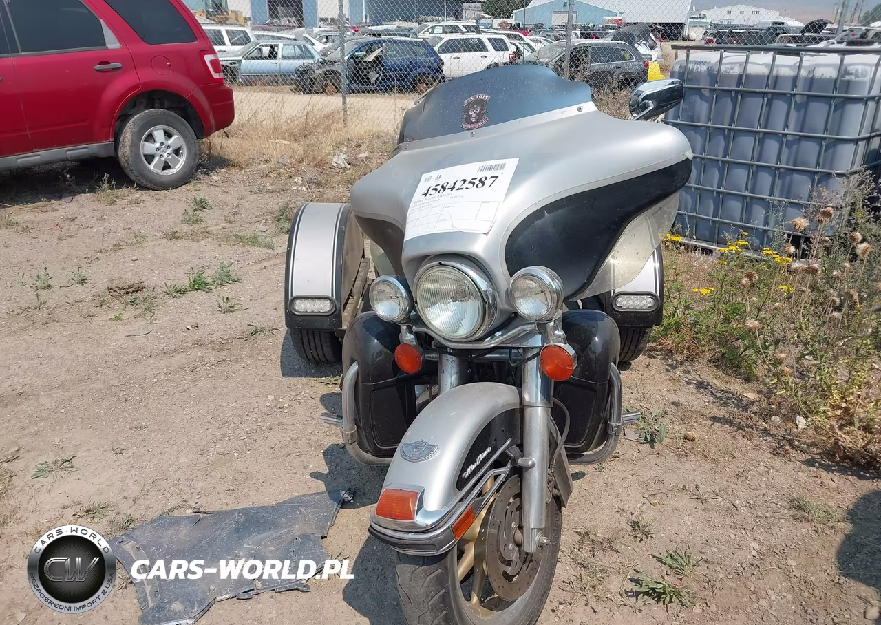 2003 Harley-Davidson Flhtcui Anniversary VIN:1HD1FCW433Y633935 - 5