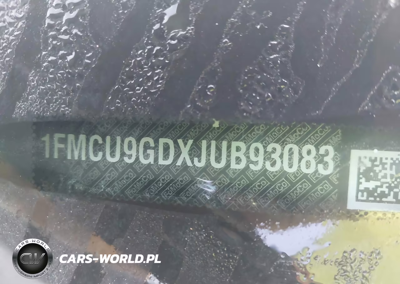 2018 Ford Escape Se VIN:1FMCU9GDXJUB93083 - 9