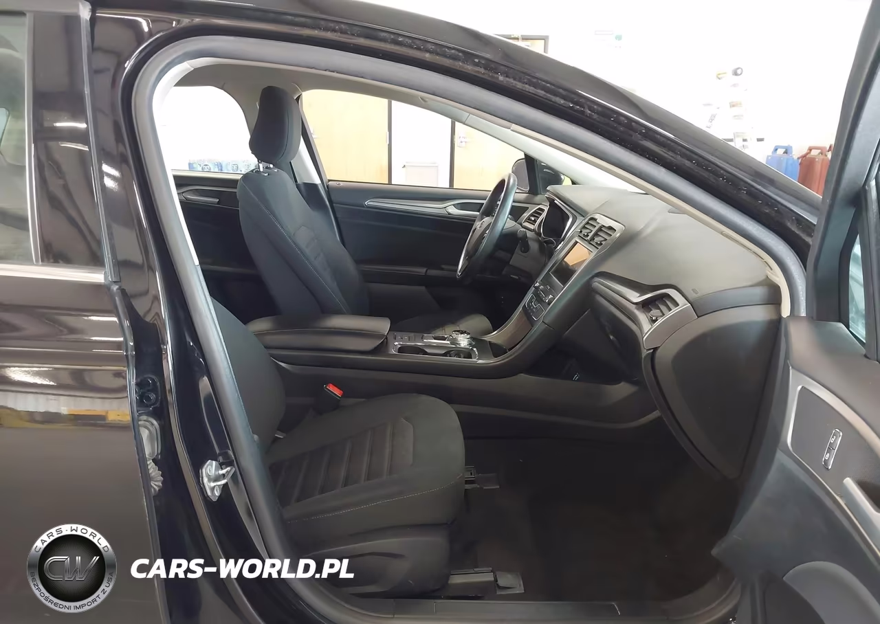 2020 Ford Fusion Hybrid Se VIN:3FA6P0LU5LR262255 - 5