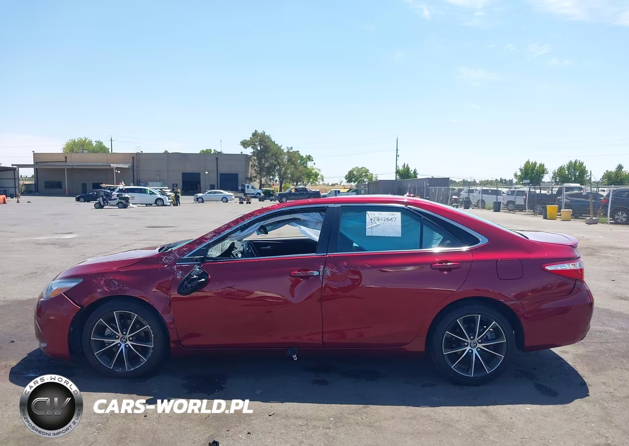 2017 Toyota Camry Xse VIN:4T1BF1FK4HU752712 - 14