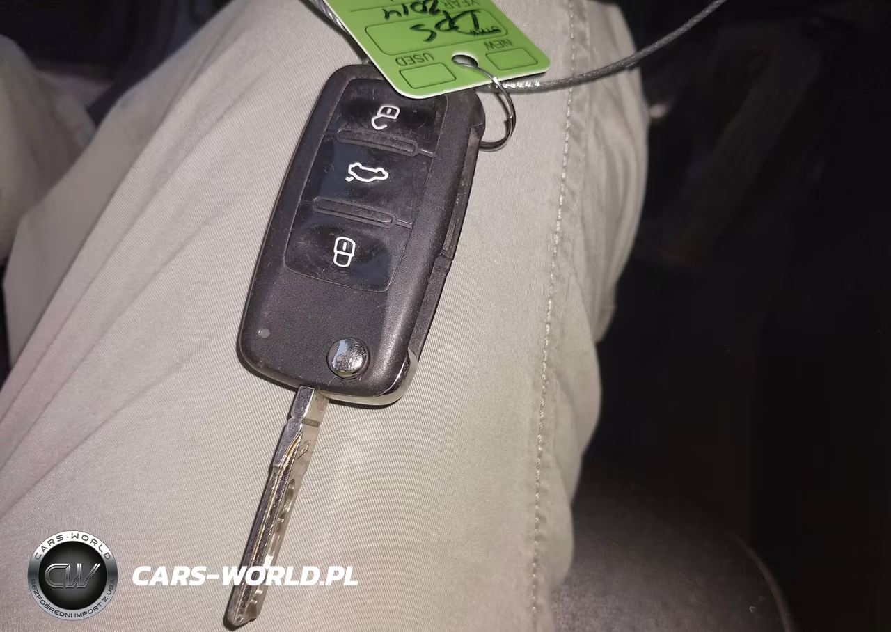2014 Volkswagen Passat 2.5L Wolfsburg Edition VIN:1VWAP7A36EC022122 - 11
