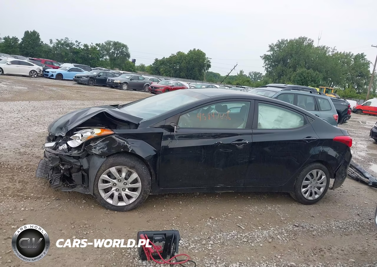 2011 Hyundai Elantra Gls VIN:5NPDH4AE1BH035938 - 15
