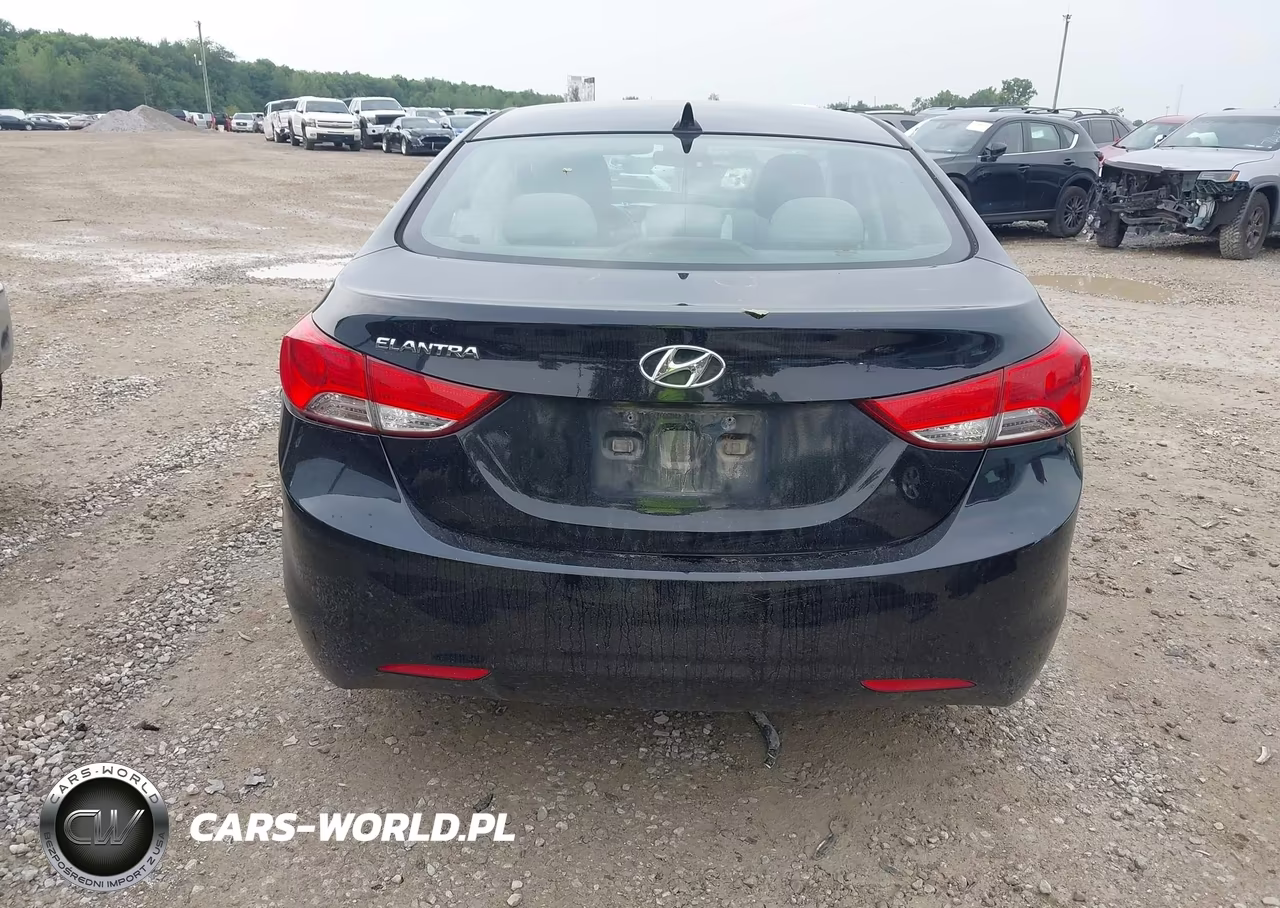 2011 Hyundai Elantra Gls VIN:5NPDH4AE1BH035938 - 17