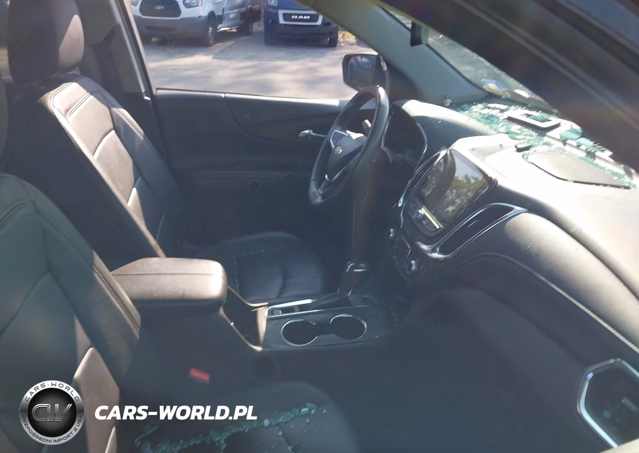 2018 Chevrolet Equinox Premier VIN:2GNAXVEV4J6102757 - 5