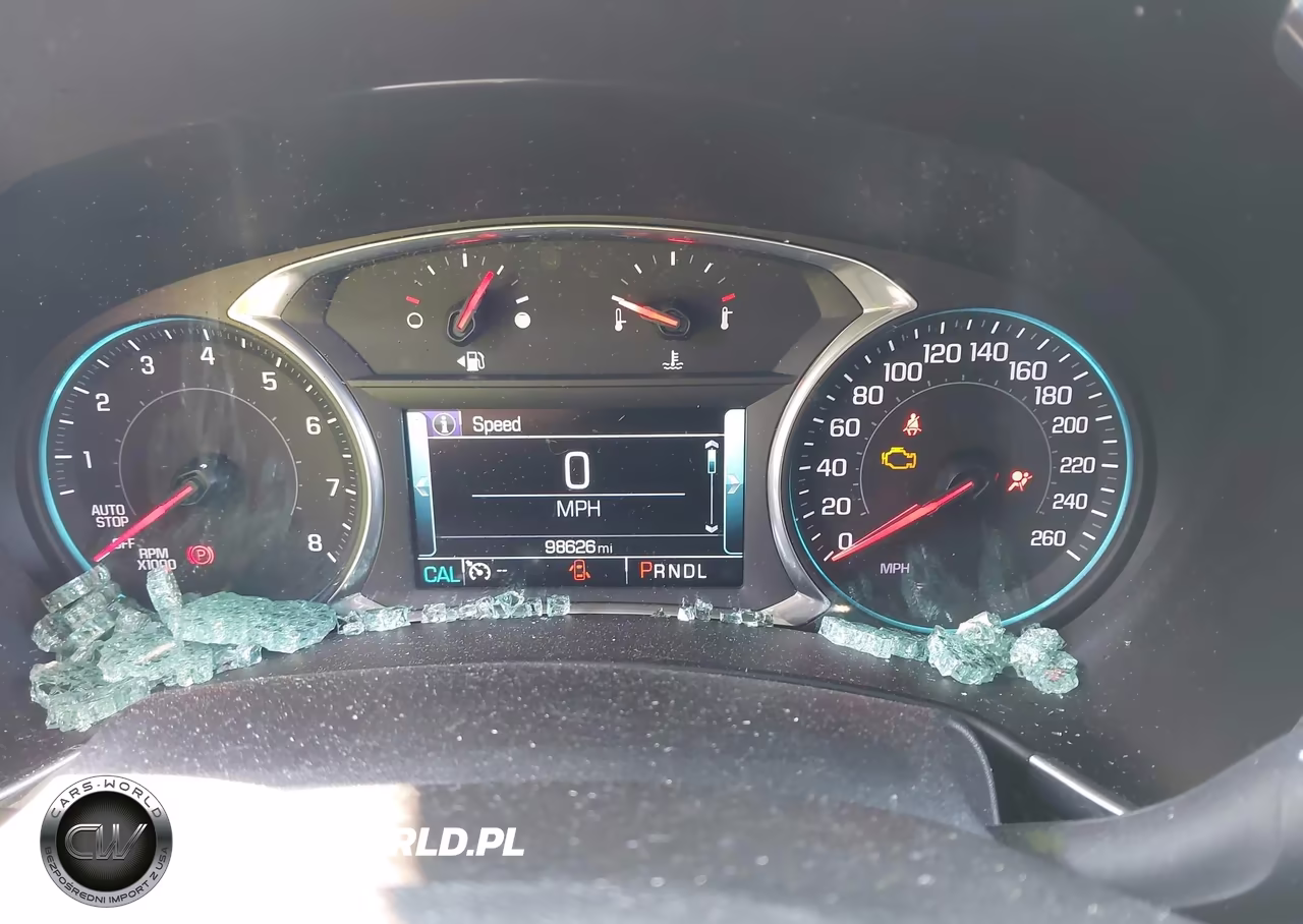 2018 Chevrolet Equinox Premier VIN:2GNAXVEV4J6102757 - 7