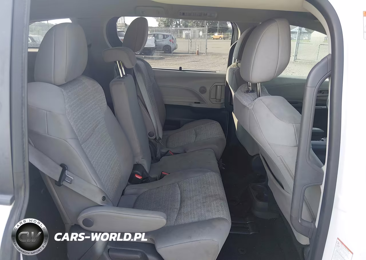 2021 Toyota Sienna Le VIN:5TDKRKEC2MS007564 - 8