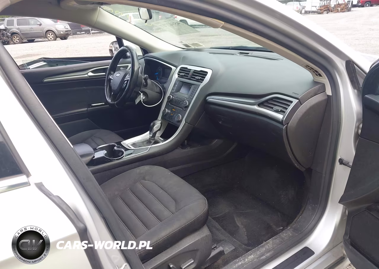 2015 Ford Fusion Se VIN:1FA6P0H7XF5129629 - 5