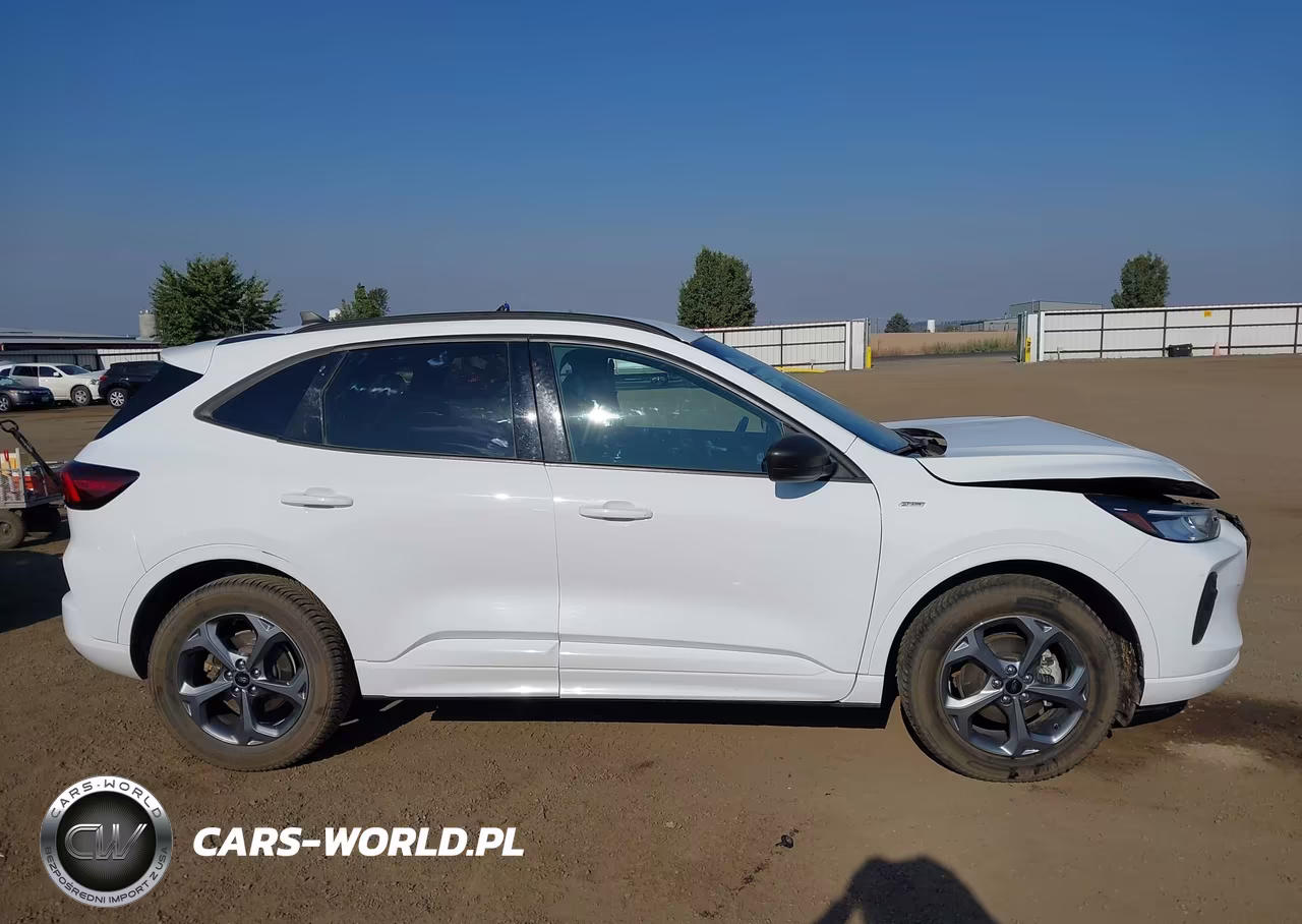 2023 Ford Escape St-Line VIN:1FMCU9MNXPUA38698 - 13