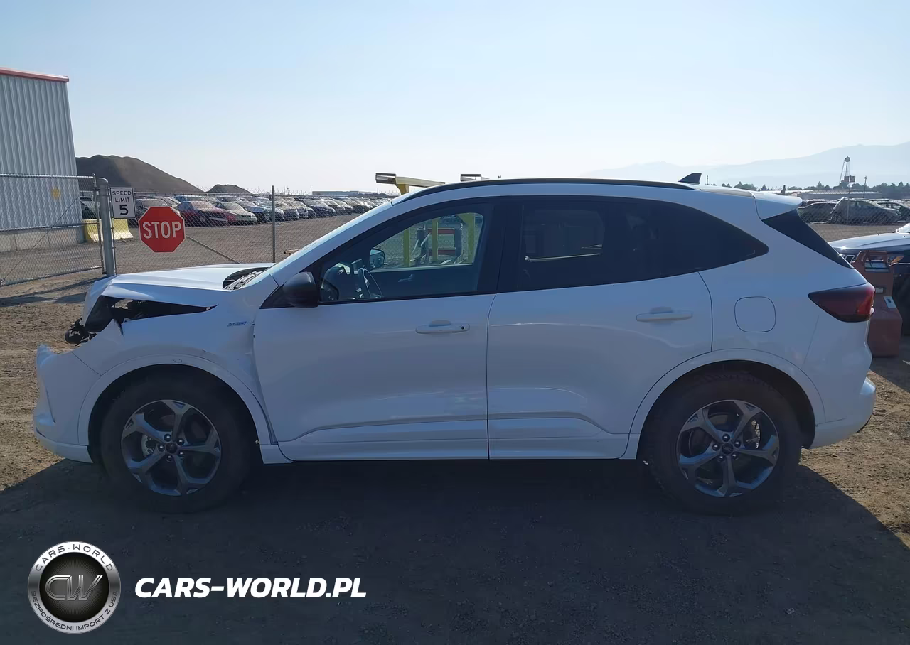 2023 Ford Escape St-Line VIN:1FMCU9MNXPUA38698 - 14