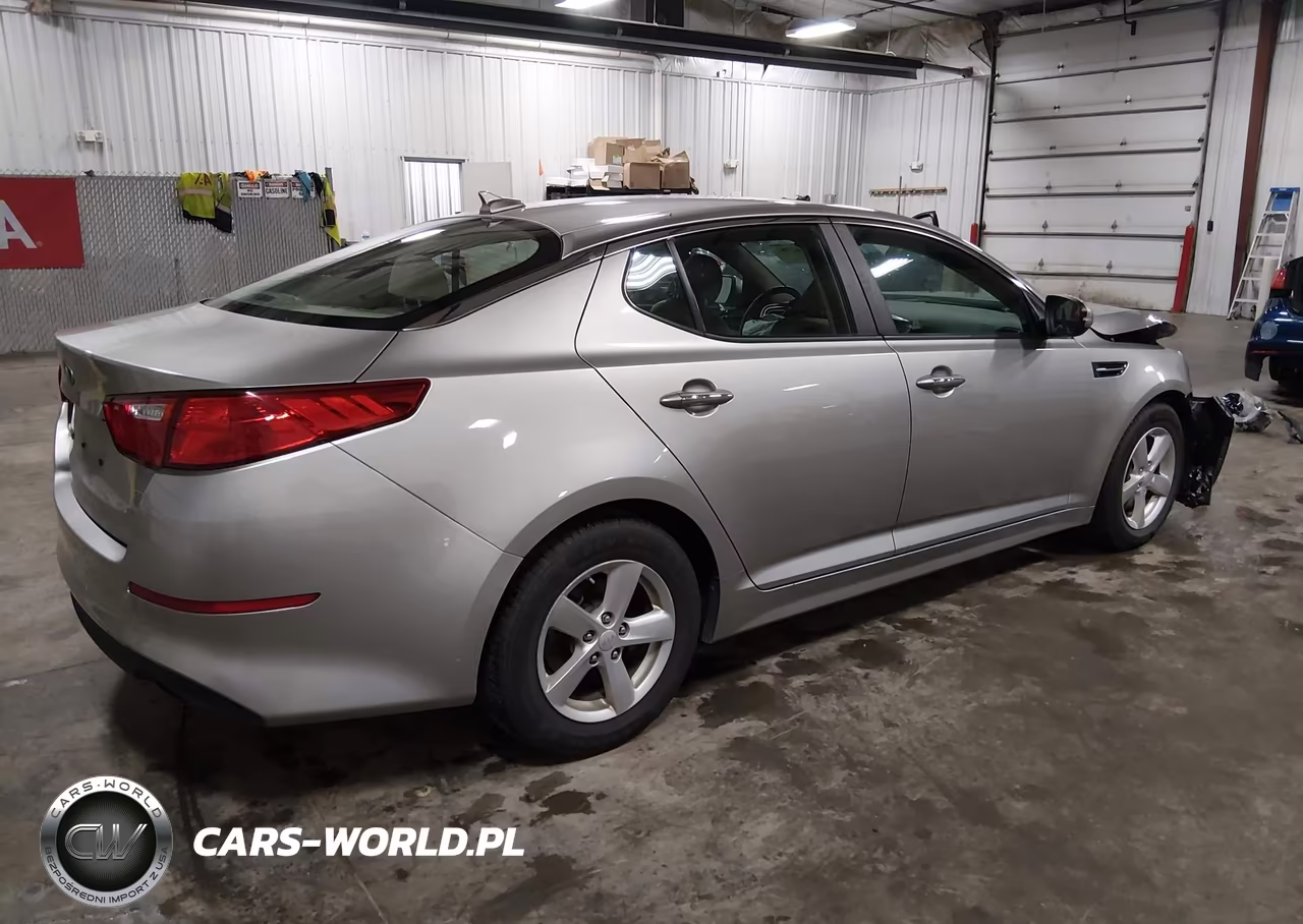 2015 Kia Optima Lx VIN:KNAGM4A74F5556004 - 4