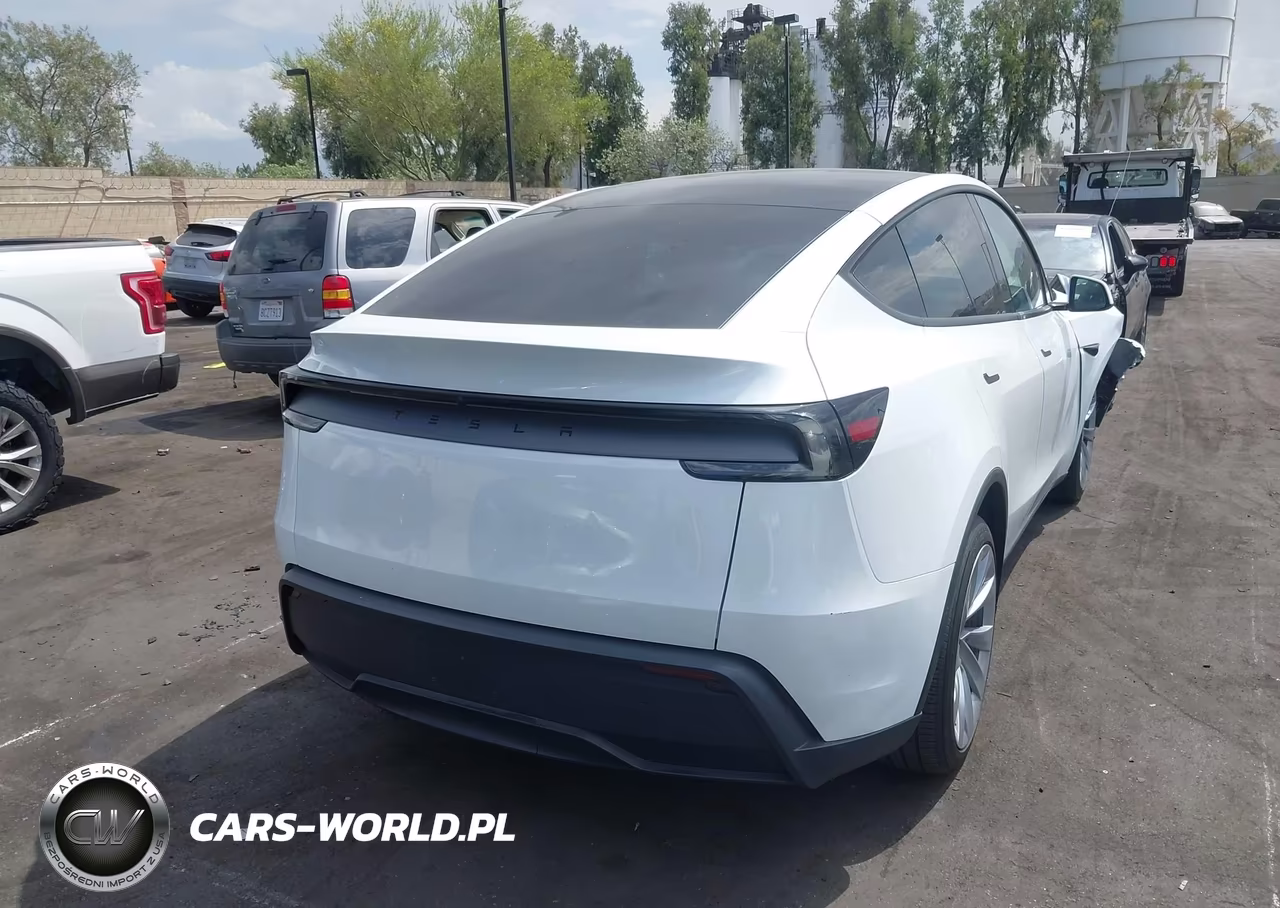 2026 Tesla Model Y Premium Rear-Wheel Drive-Rear-Wheel Drive VIN:7SAYGDED9TF548332 - 16