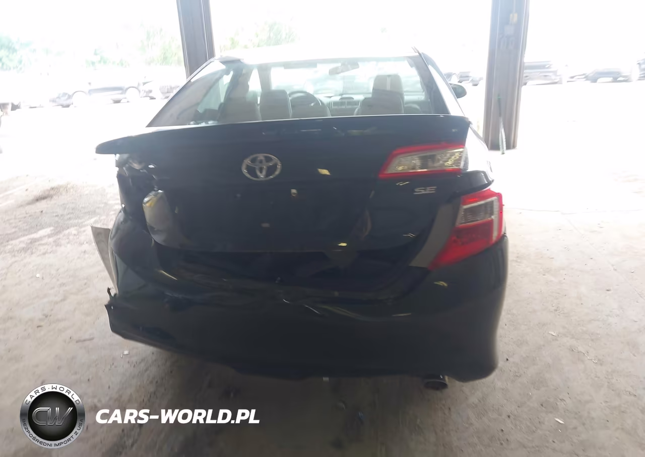 2014 Toyota Camry Se VIN:4T1BF1FK4EU856452 - 16