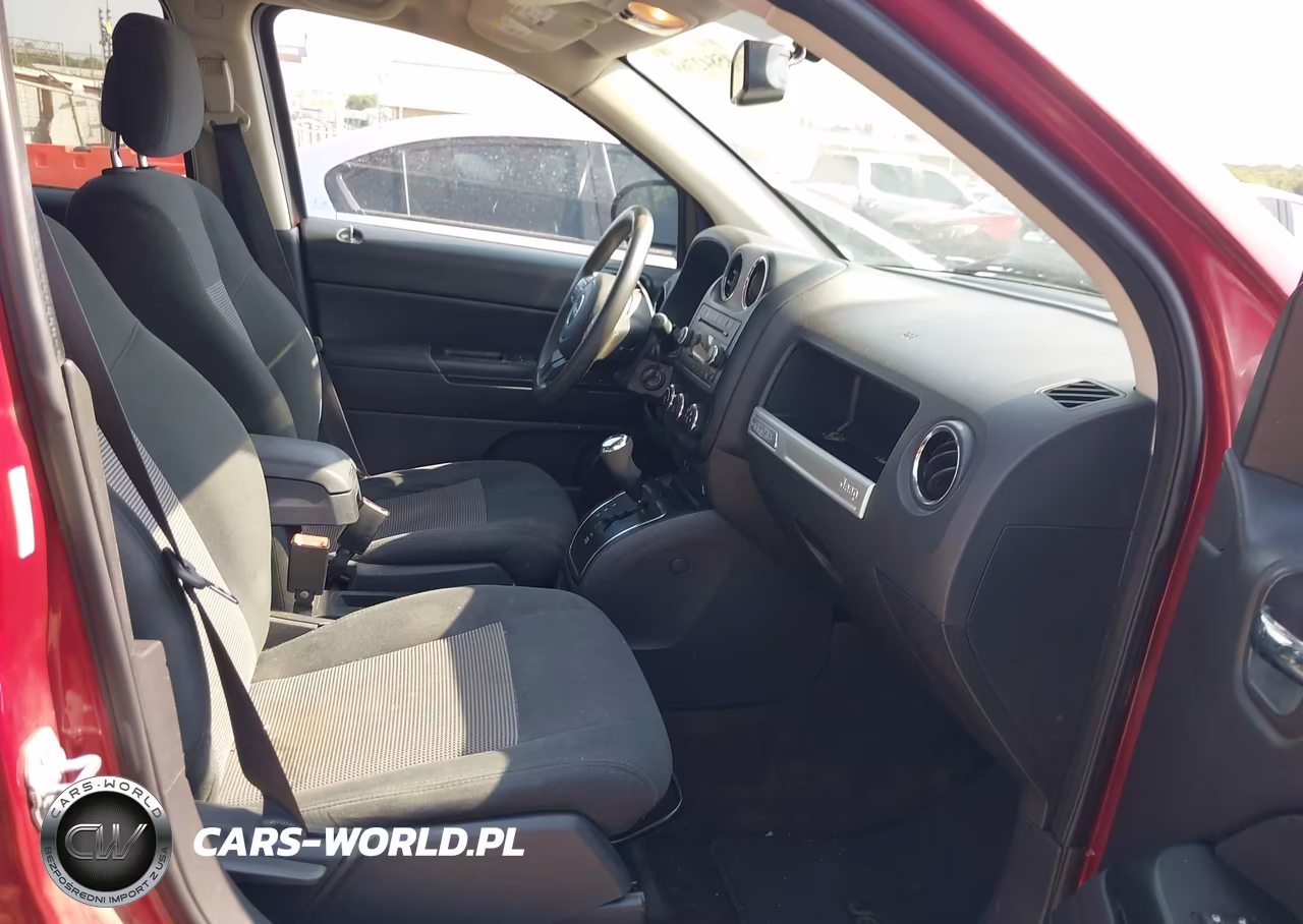 2016 Jeep Compass Sport VIN:1C4NJCBA2GD525204 - 5
