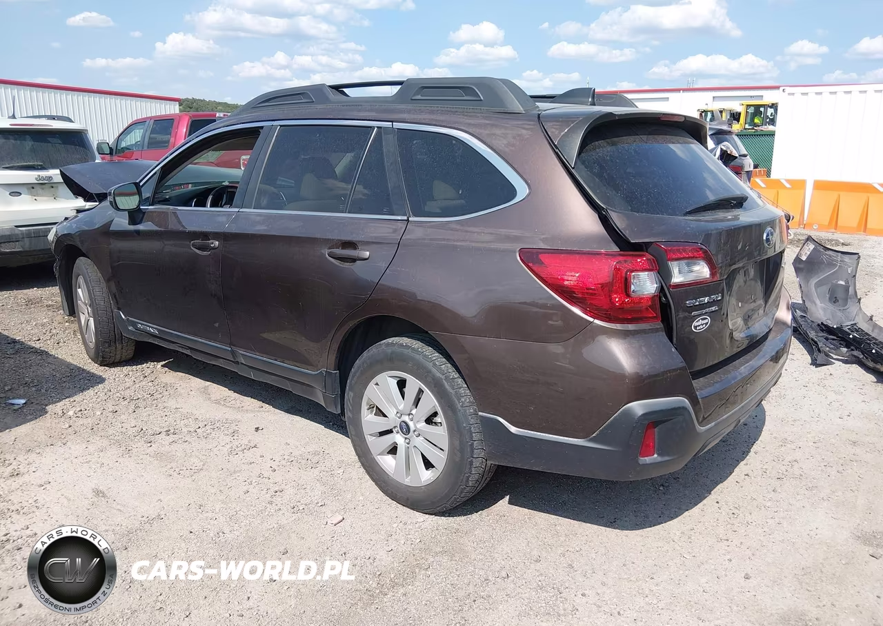 2019 Subaru Outback 2.5I Premium VIN:4S4BSAFC7K3378582 - 3