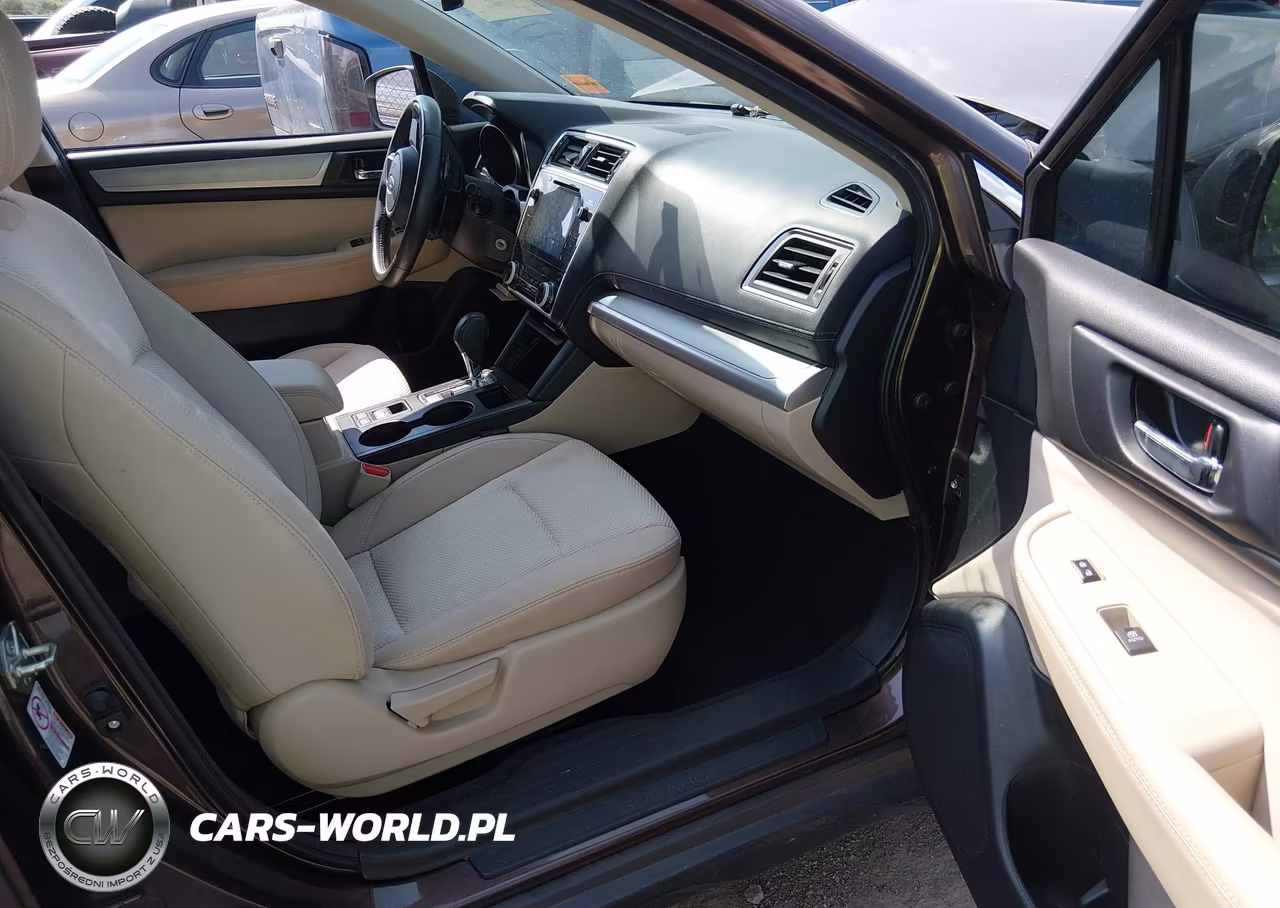 2019 Subaru Outback 2.5I Premium VIN:4S4BSAFC7K3378582 - 5