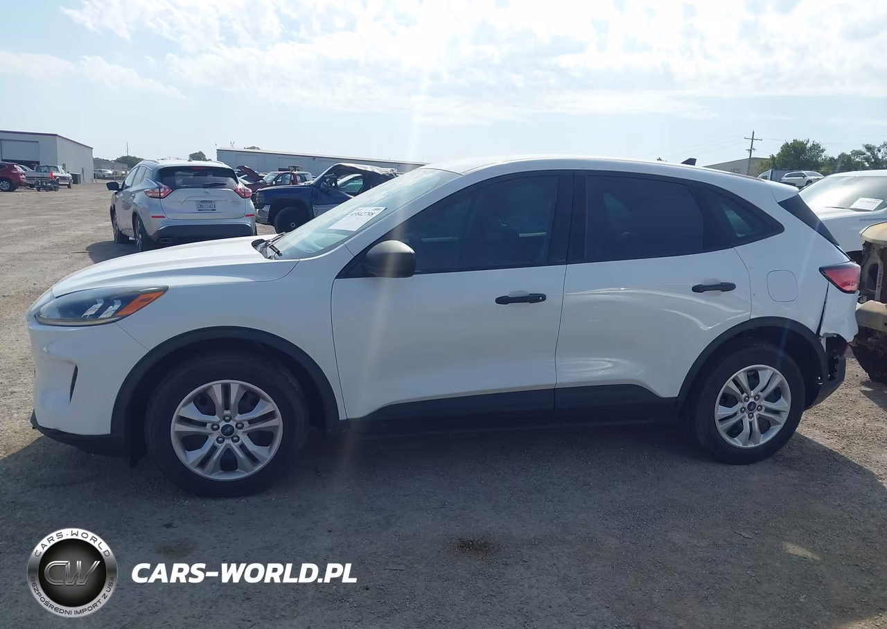 2022 Ford Escape S VIN:1FMCU0F64NUB50735 - 14