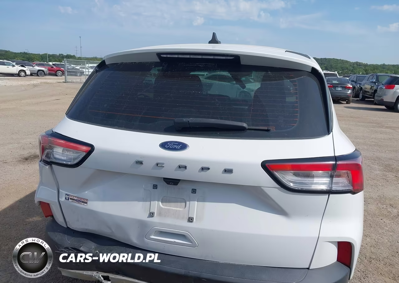 2022 Ford Escape S VIN:1FMCU0F64NUB50735 - 16