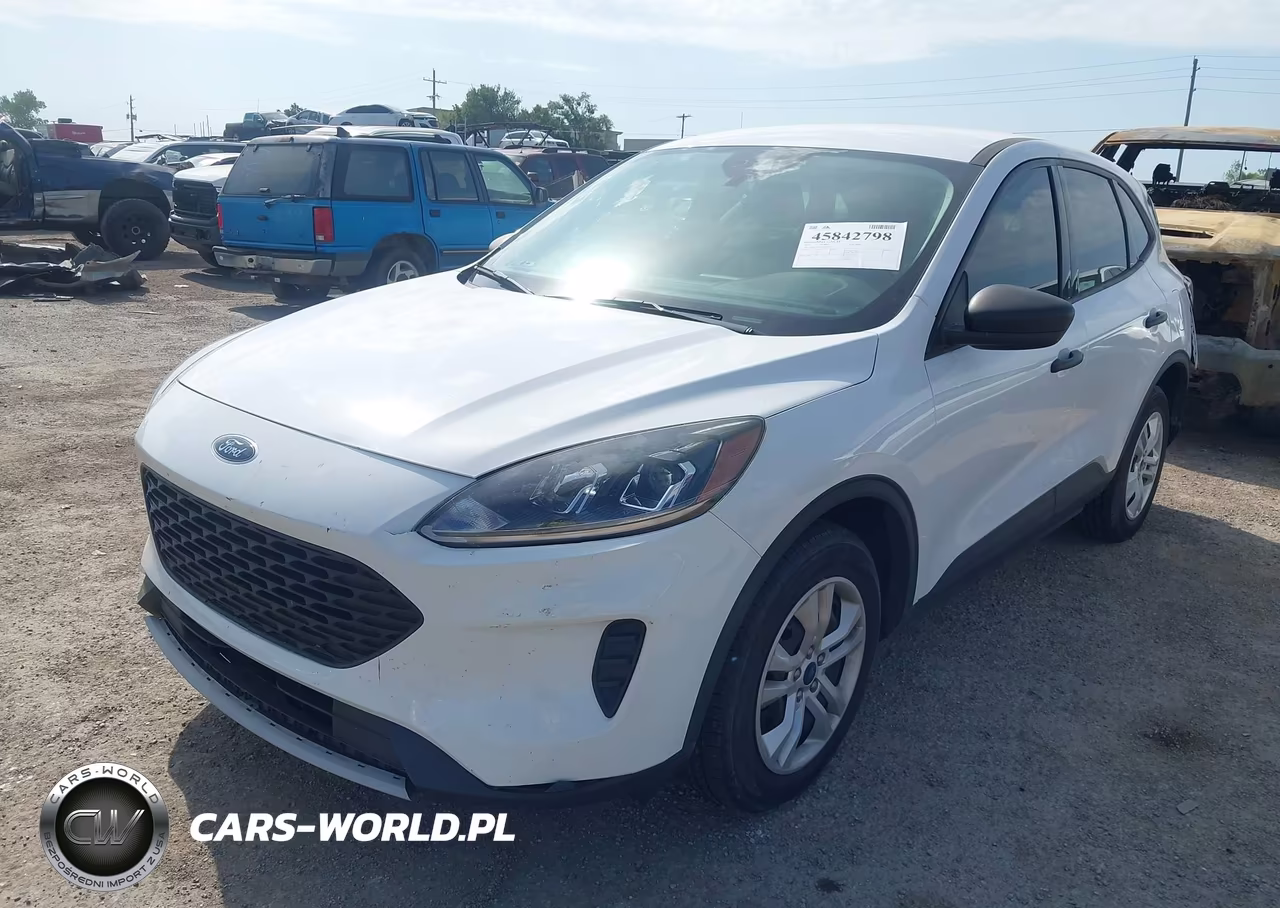 2022 Ford Escape S VIN:1FMCU0F64NUB50735 - 2