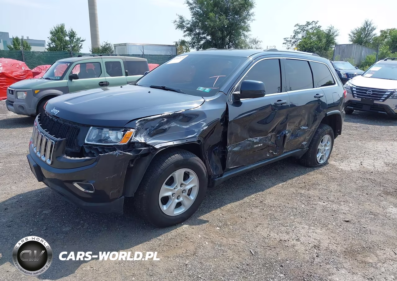 2015 Jeep Grand Cherokee Laredo VIN:1C4RJFAG3FC806411 - 2