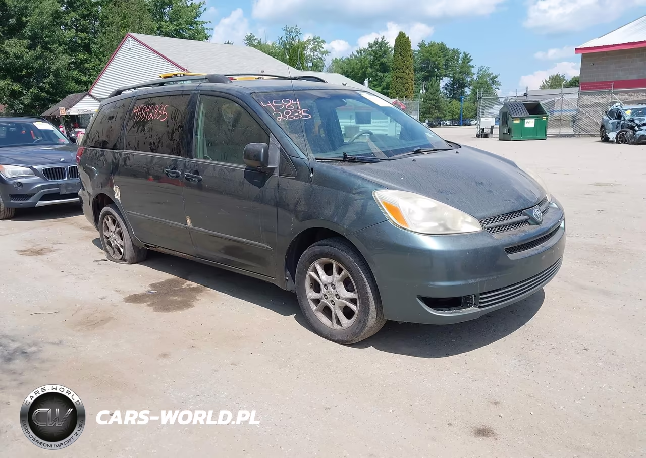 2005 Toyota Sienna Le