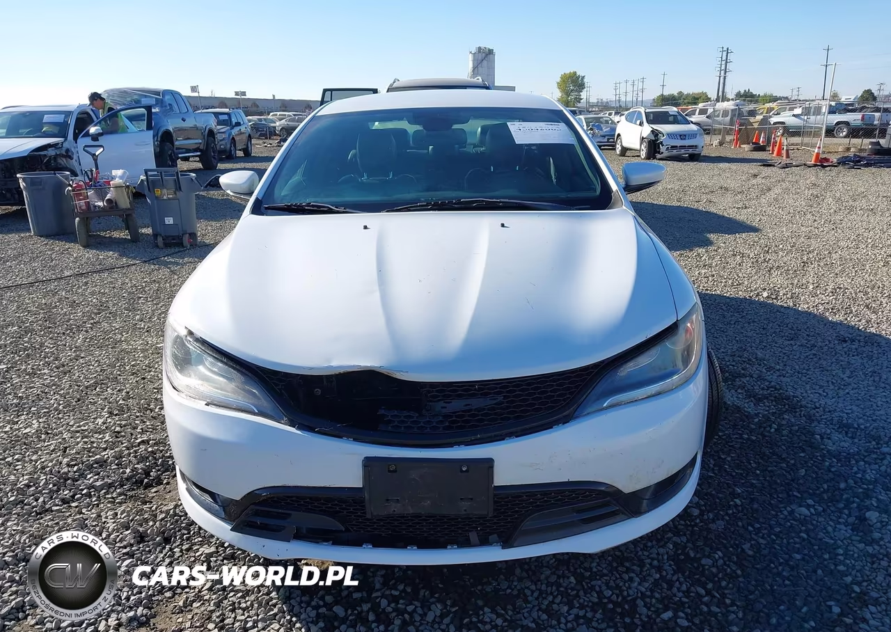 2015 Chrysler 200 S VIN:1C3CCCBGXFN516088 - 12