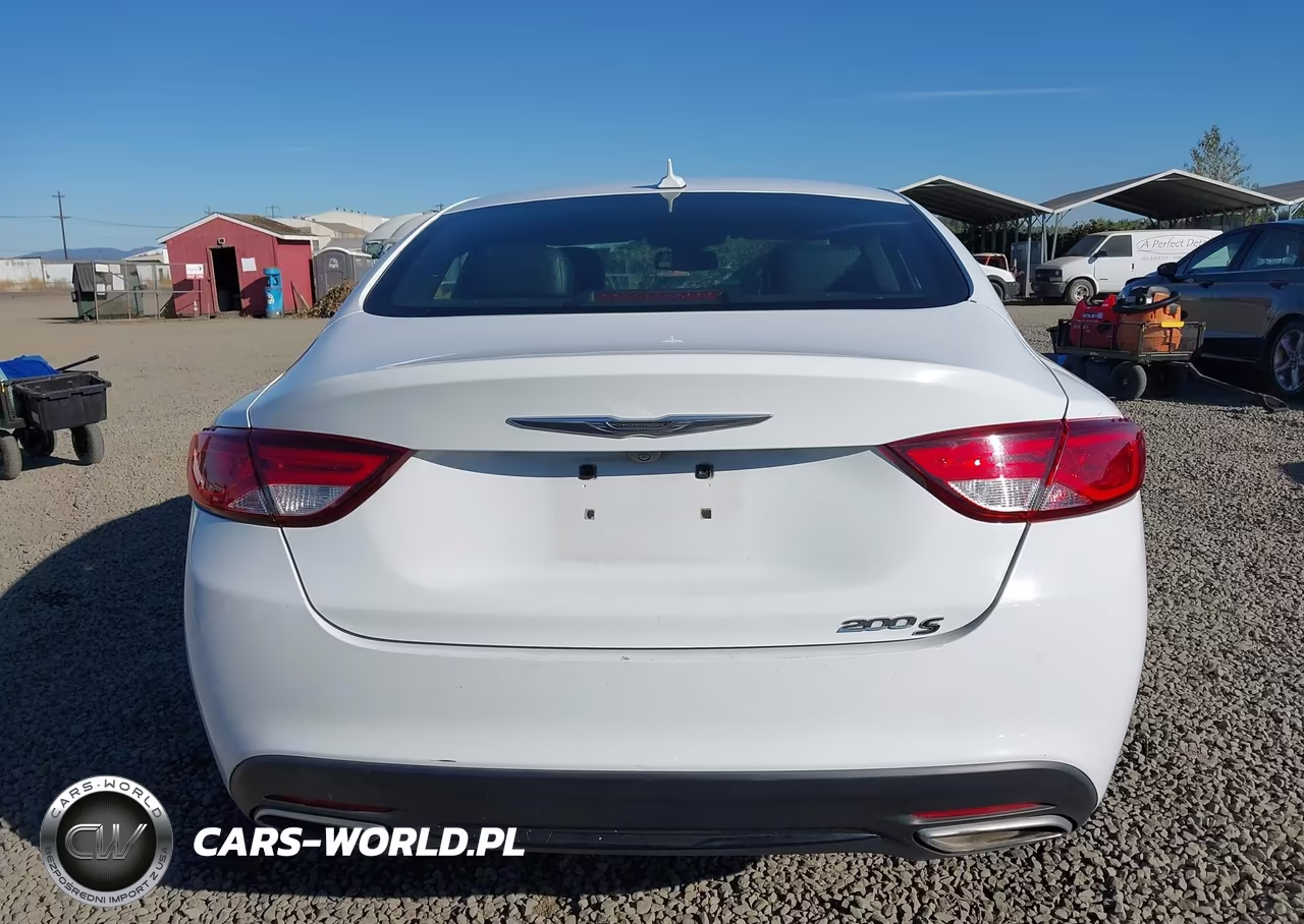 2015 Chrysler 200 S VIN:1C3CCCBGXFN516088 - 16