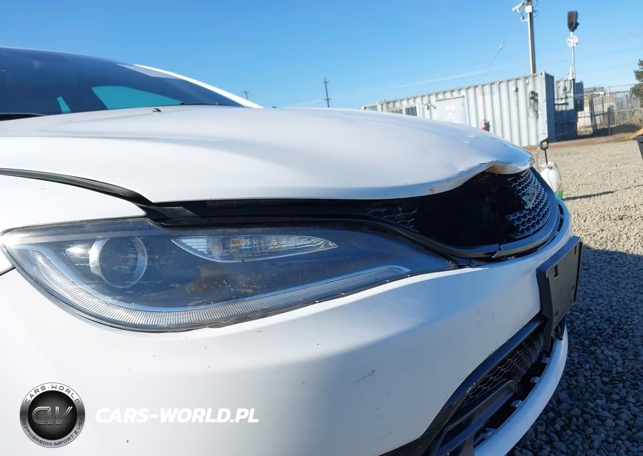 2015 Chrysler 200 S VIN:1C3CCCBGXFN516088 - 18
