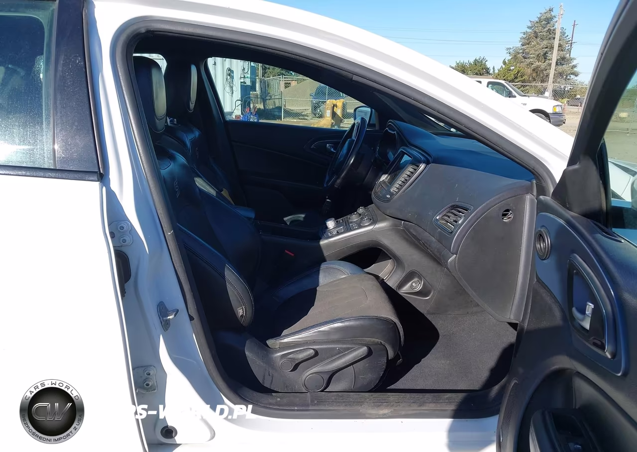 2015 Chrysler 200 S VIN:1C3CCCBGXFN516088 - 5