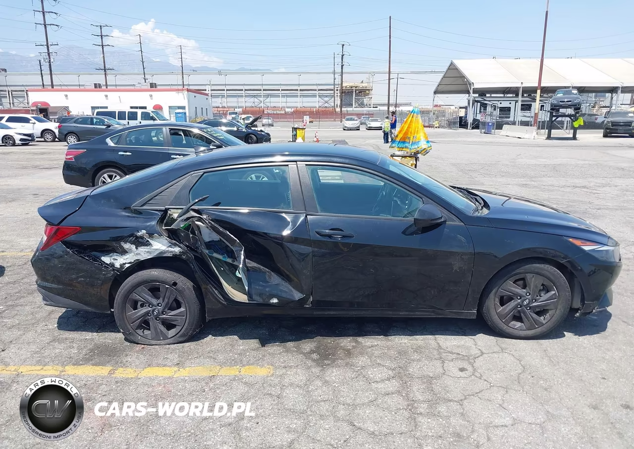 2021 Hyundai Elantra Sel VIN:KMHLM4AG8MU177622 - 13