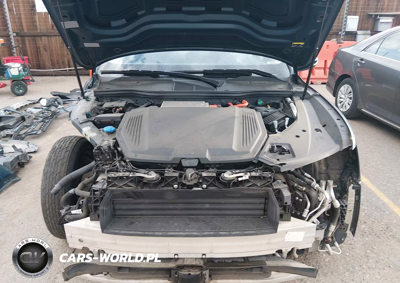 2019 Audi E-Tron Premium Plus VIN:WA1VAAGE1KB019975 - 10