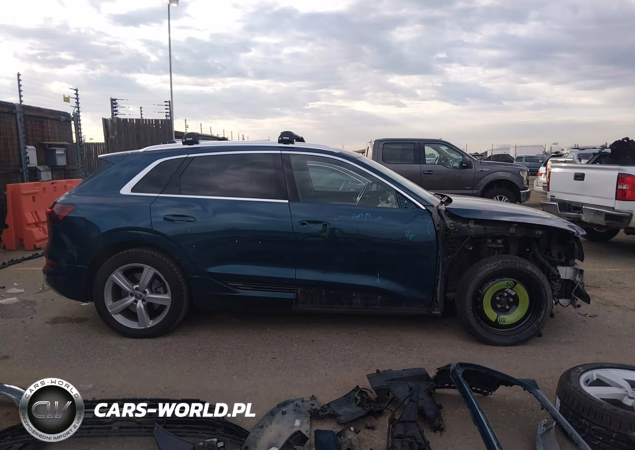 2019 Audi E-Tron Premium Plus VIN:WA1VAAGE1KB019975 - 14