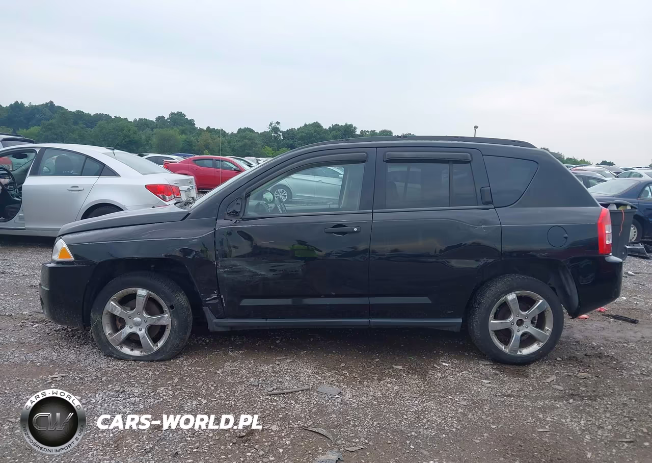 2007 Jeep Compass Sport VIN:1J8FF47WX7D123732 - 14