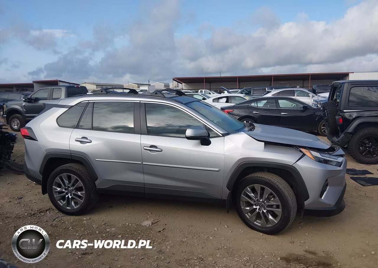 2023 Toyota Rav4 Xle Premium VIN:2T3C1RFV8PC217997 - 13