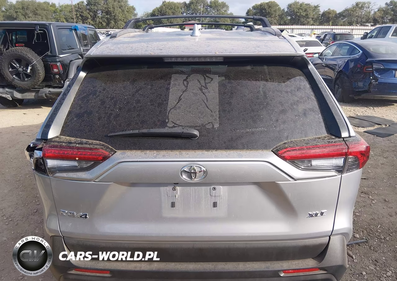 2023 Toyota Rav4 Xle Premium VIN:2T3C1RFV8PC217997 - 16