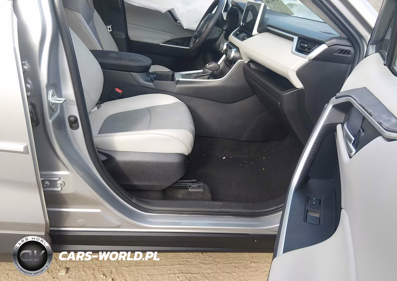 2023 Toyota Rav4 Xle Premium VIN:2T3C1RFV8PC217997 - 5