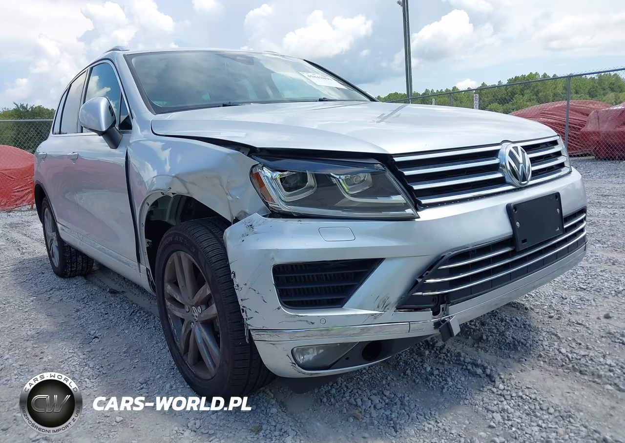 2016 Volkswagen Touareg Tdi Lux VIN:WVGEP9BP3GD002761 - 6