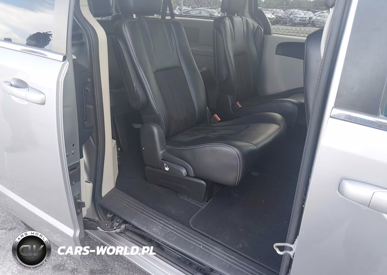 2019 Dodge Grand Caravan Sxt VIN:2C4RDGCG4KR735957 - 8