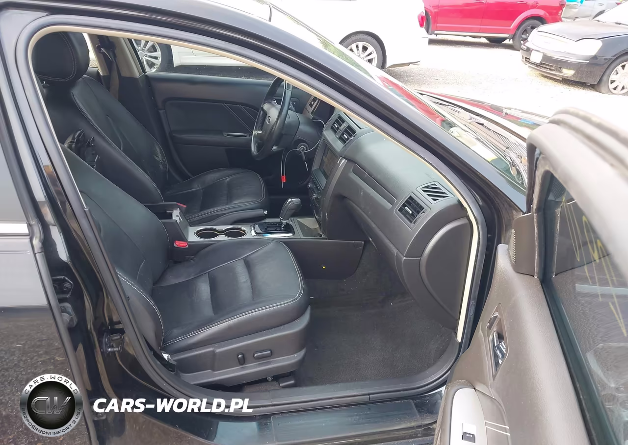 2012 Ford Fusion Sport VIN:3FAHP0KC9CR300264 - 5