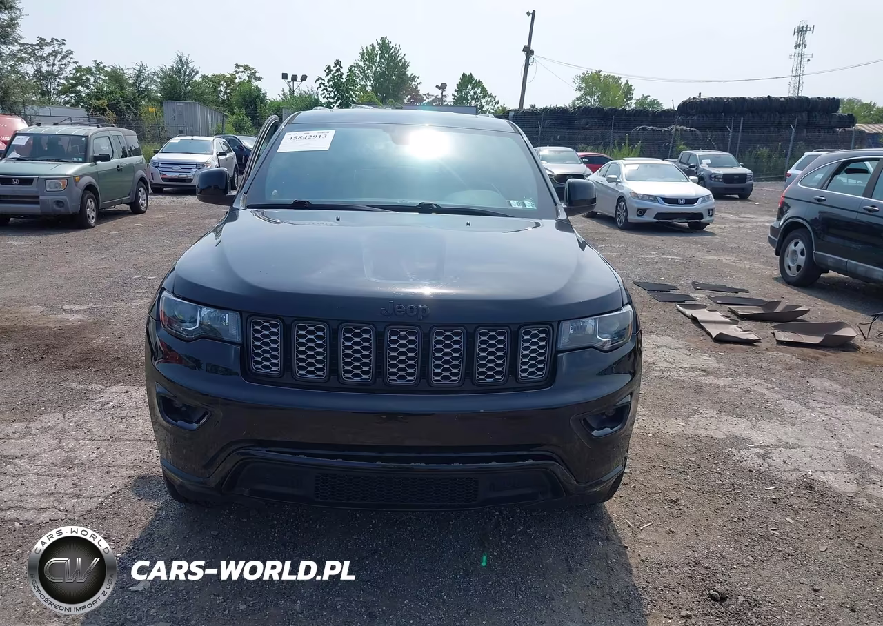 2020 Jeep Grand Cherokee Altitude 4X4 VIN:1C4RJFAG1LC362621 - 12