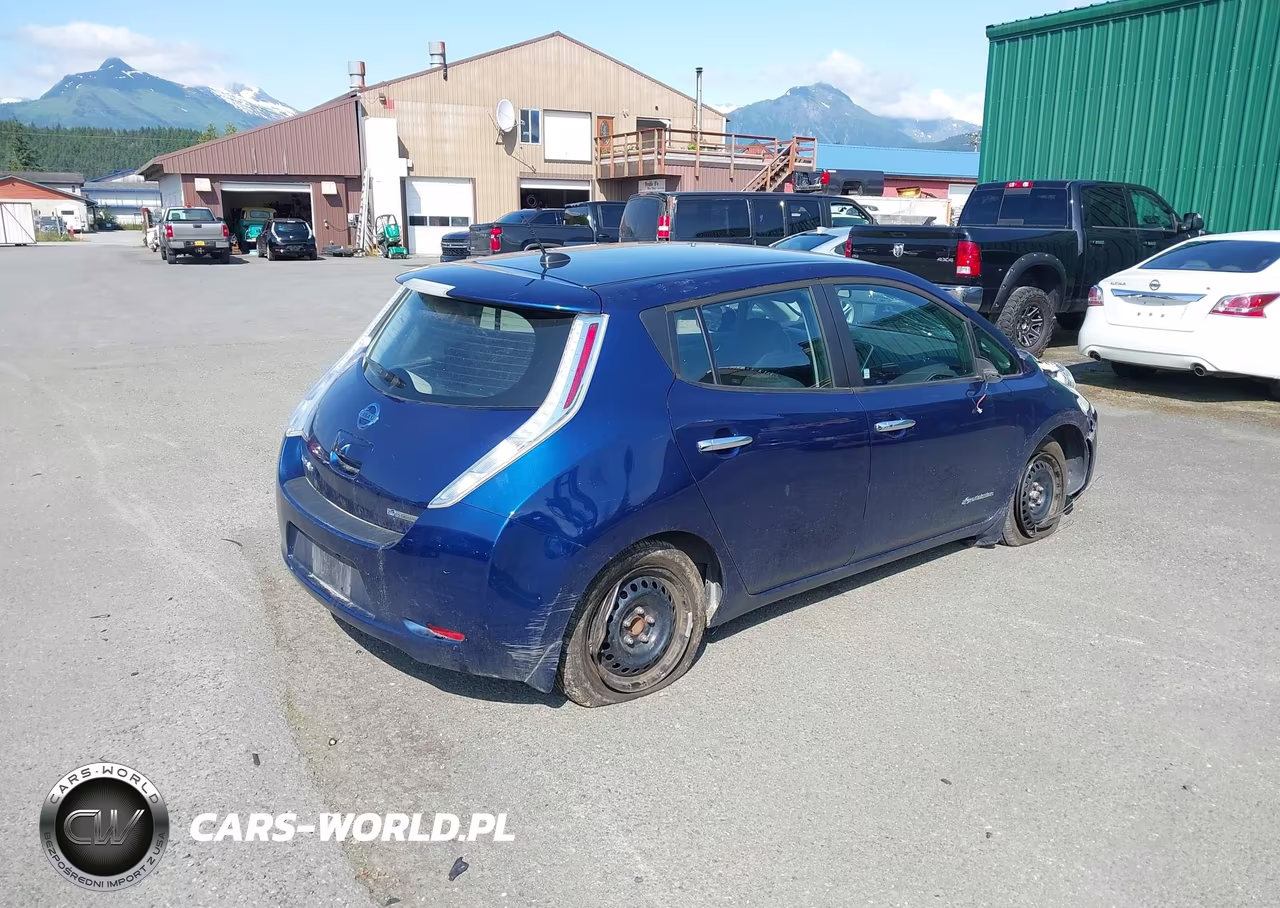 2017 Nissan Leaf S VIN:1N4BZ0CP8HC309738 - 4