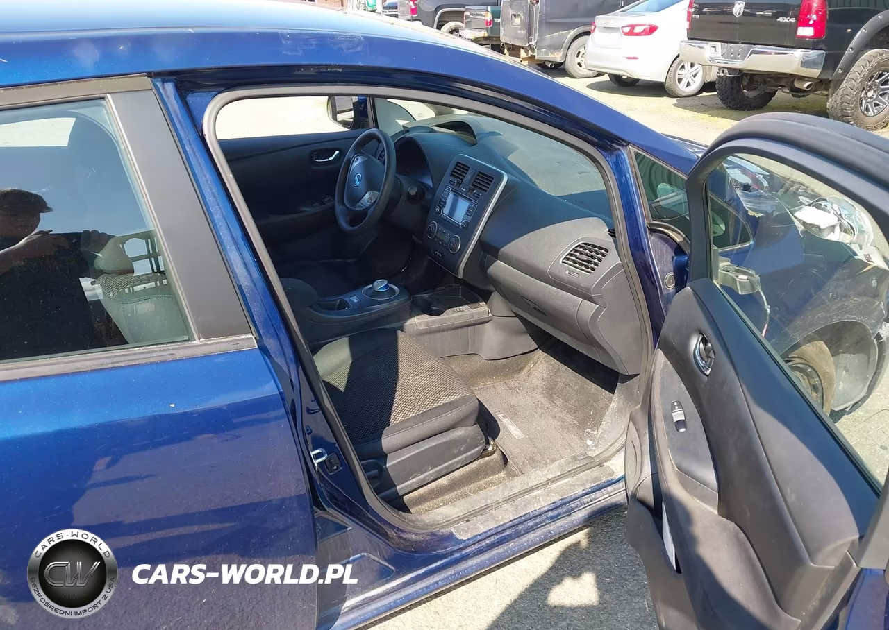 2017 Nissan Leaf S VIN:1N4BZ0CP8HC309738 - 5
