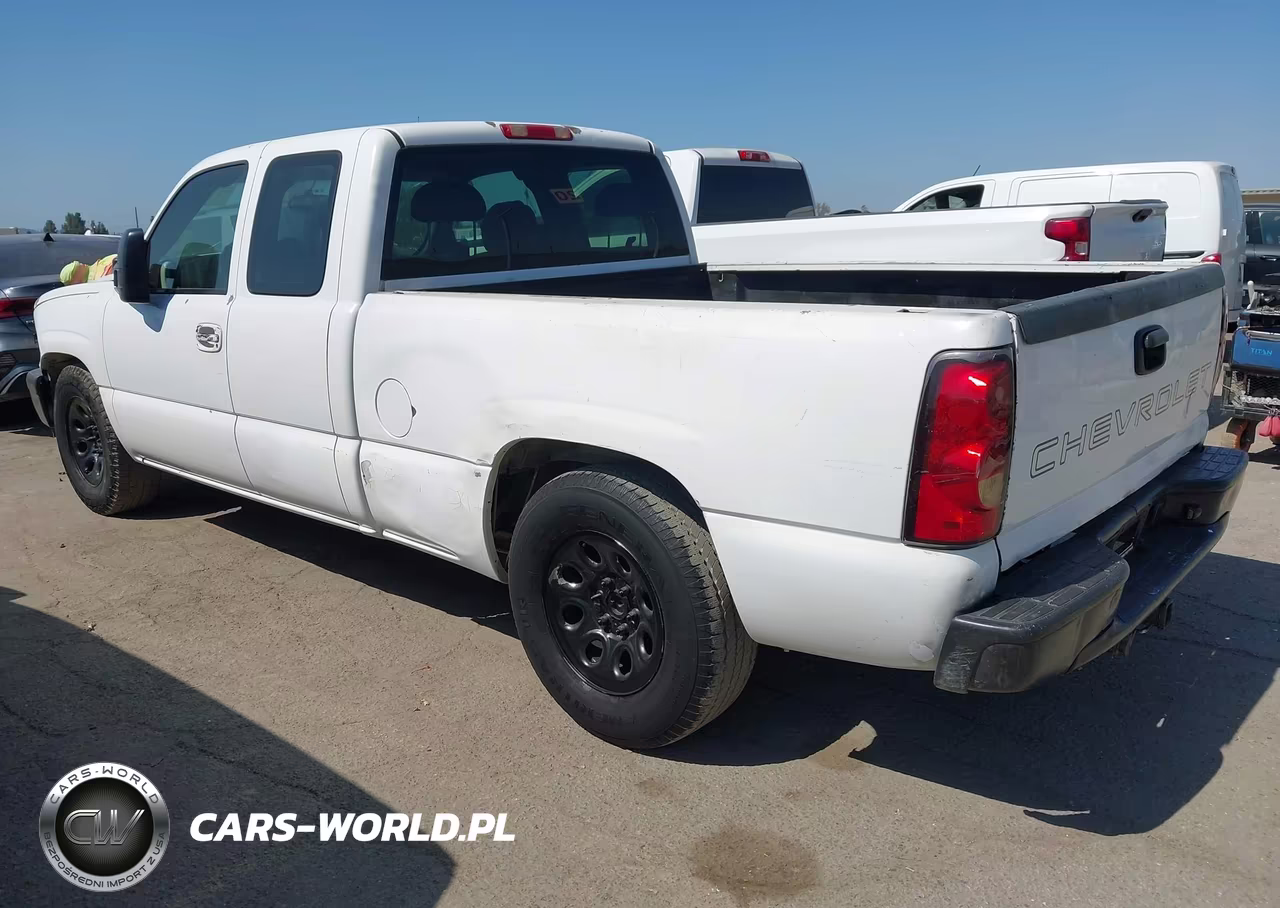 2006 Chevrolet Silverado 1500 Work Truck VIN:1GCEC19V26Z213585 - 3