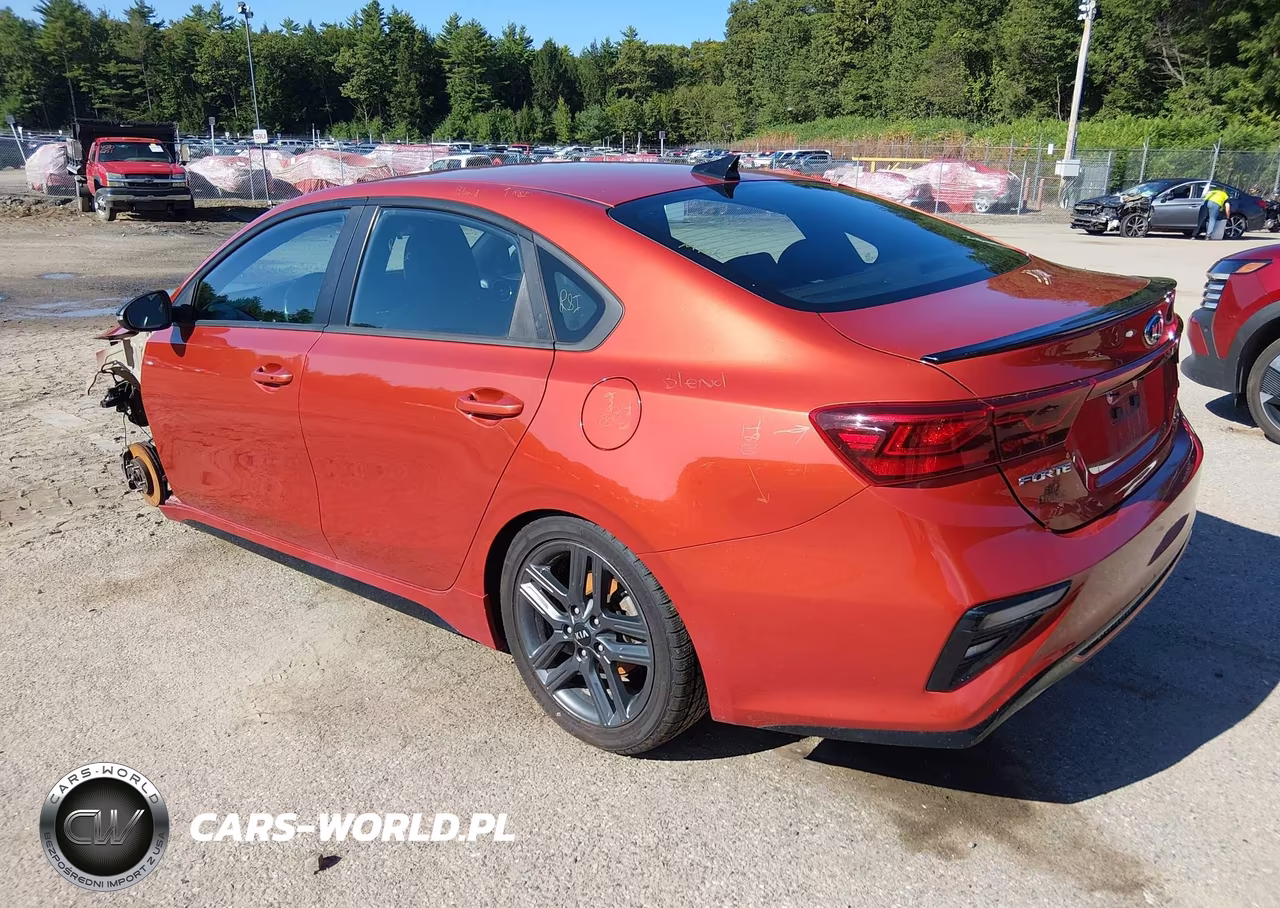 2020 Kia Forte Gt-Line VIN:3KPF34AD1LE179929 - 3