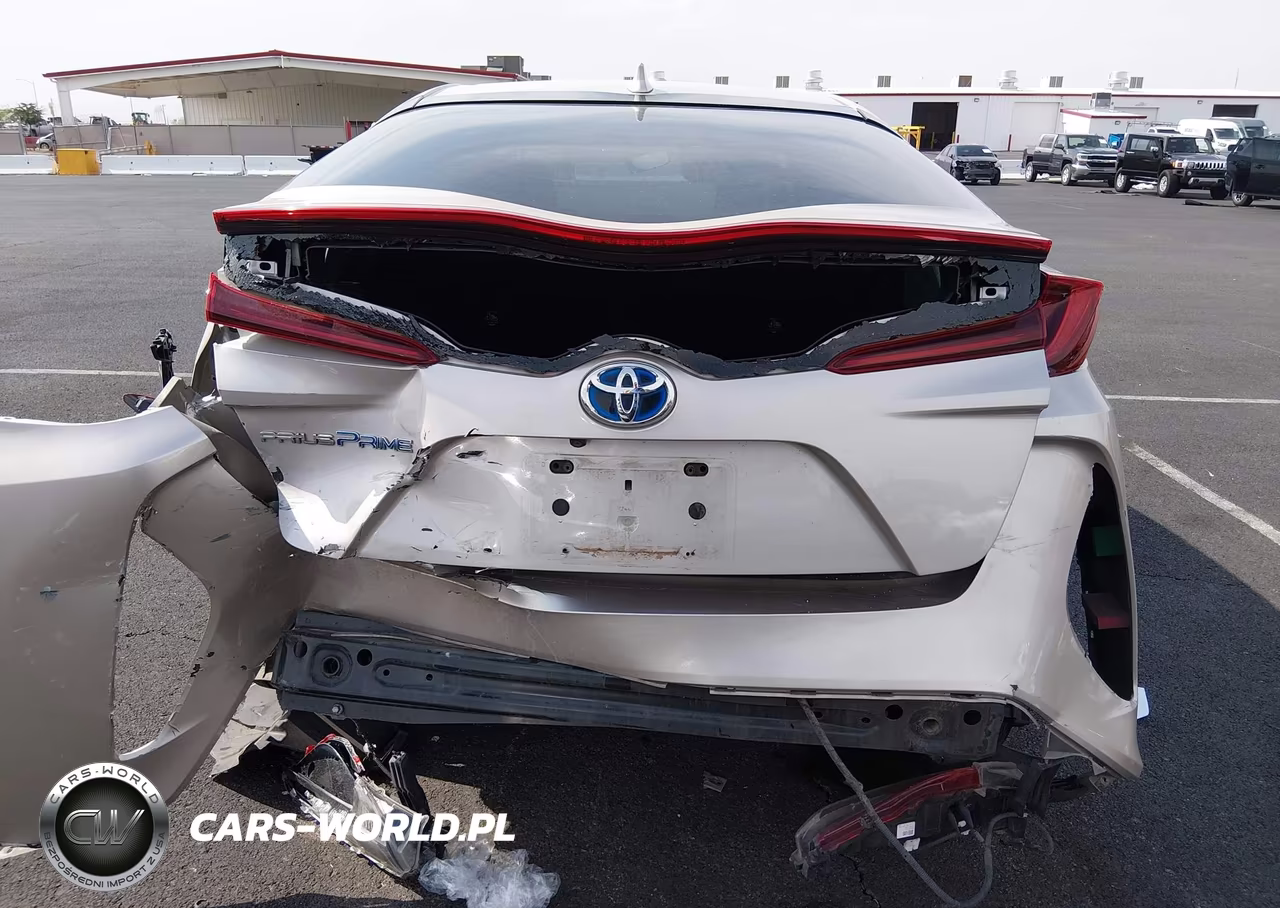 2017 Toyota Prius Prime Plus VIN:JTDKARFP8H3058284 - 16