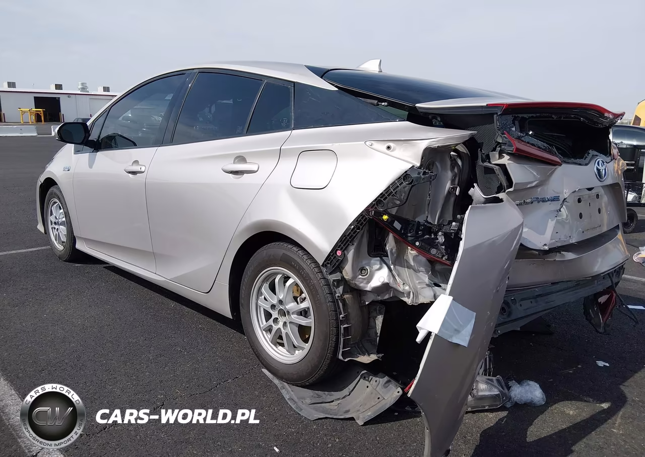 2017 Toyota Prius Prime Plus VIN:JTDKARFP8H3058284 - 3